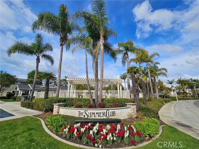 16826 Pembrook Lane, Huntington Beach CA: https://media.crmls.org/medias/fbea6526-dcaa-4bb0-873c-c1cebefb063e.jpg