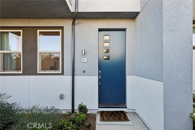 Detail Gallery Image 3 of 34 For 337 Placemark, Irvine,  CA 92614 - 2 Beds | 3/1 Baths