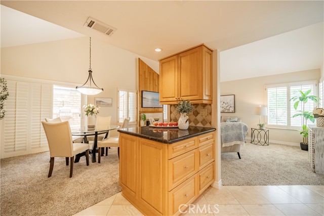 811 Oceanhill Drive, Huntington Beach CA: https://media.crmls.org/medias/fbeaca6b-3be1-44f9-a726-a8309c3935fe.jpg