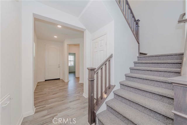 Detail Gallery Image 19 of 42 For 24764 Rockston Dr, Corona,  CA 92883 - 5 Beds | 3 Baths