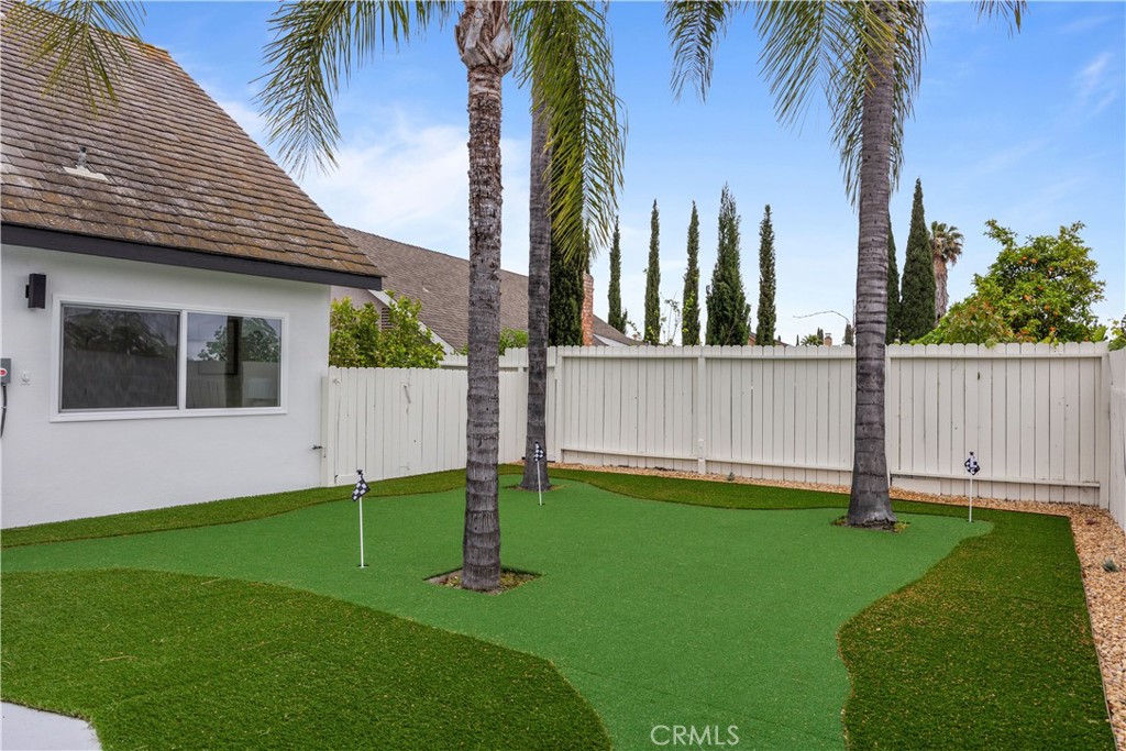 MLS #OC25274236 image #32