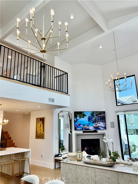 Detail Gallery Image 7 of 43 For 2621 Gates Ave #B,  Redondo Beach,  CA 90278 - 4 Beds | 3 Baths