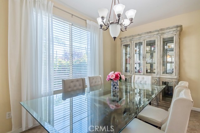 Detail Gallery Image 6 of 27 For 25374 Ridgemoor Rd, Menifee,  CA 92586 - 5 Beds | 3 Baths