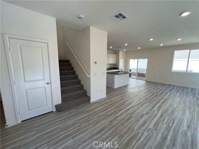 Detail Gallery Image 2 of 30 For 25198 Harmony, Moreno Valley,  CA 92551 - 4 Beds | 2/1 Baths