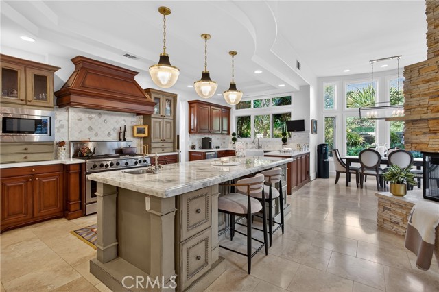 Detail Gallery Image 11 of 54 For 9 Gray Stone Way, Laguna Niguel,  CA 92677 - 5 Beds | 5/1 Baths