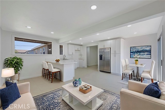 8888 Patrero Street, Riverside CA: https://media.crmls.org/medias/fbec01b5-8925-440c-a584-adfd4e13407d.jpg