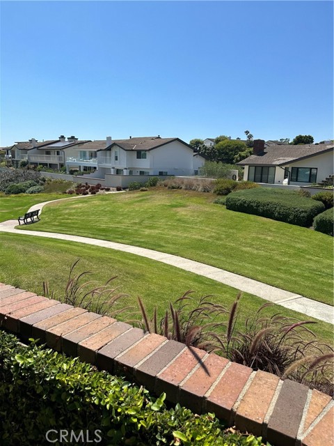 18 Skysail Drive, Corona del Mar CA: https://media.crmls.org/medias/fbec36ba-d1fc-4d60-88f1-e2a478be032e.jpg