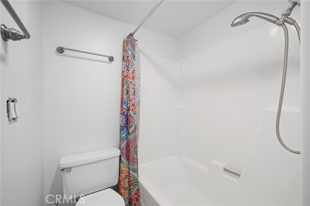 Detail Gallery Image 22 of 34 For 323 N Jackson #119,  Glendale,  CA 91206 - 2 Beds | 2/1 Baths