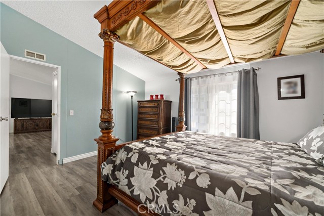 Detail Gallery Image 29 of 42 For 1855 E Riverside Dr #348,  Ontario,  CA 91761 - 3 Beds | 2 Baths