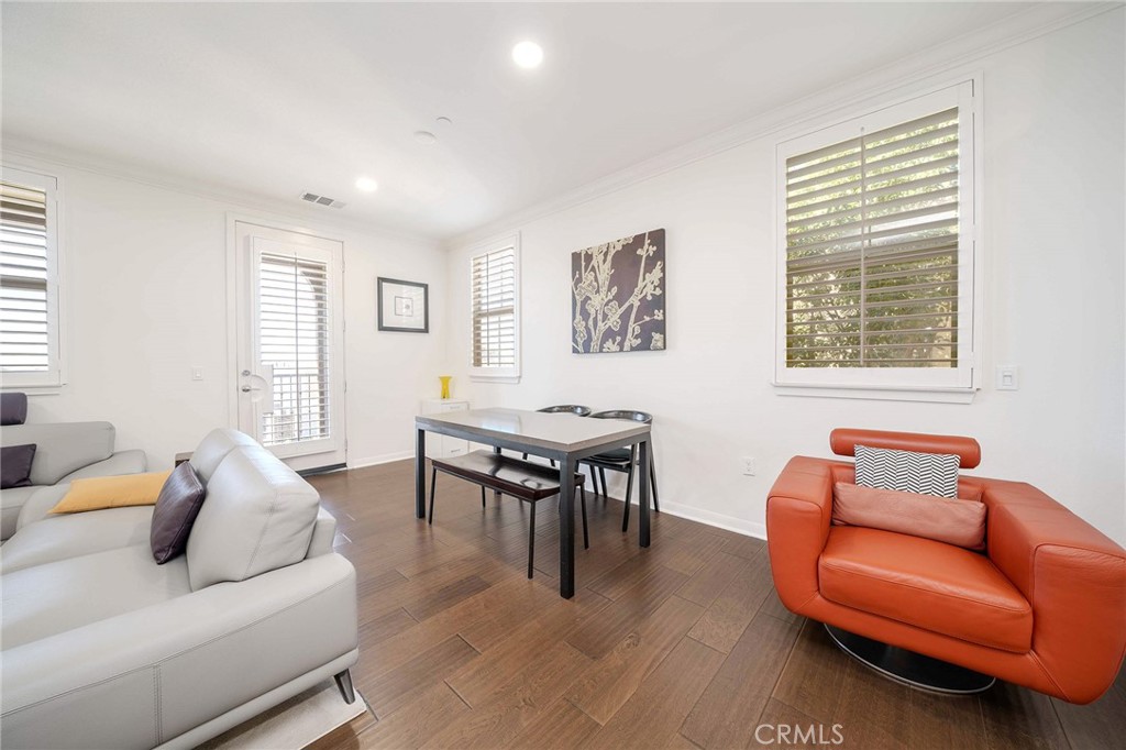 MLS #PW25251028 image #6