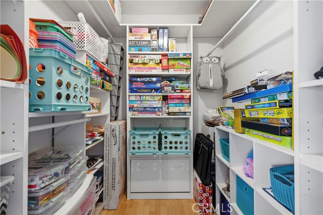 Detail Gallery Image 32 of 54 For 28442 Alder Peak, Canyon Country,  CA 91387 - 5 Beds | 3 Baths