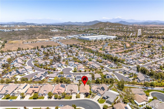 39312 Beringer Drive, Murrieta CA: https://media.crmls.org/medias/fbee7400-55b8-4688-b881-8de984a62520.jpg