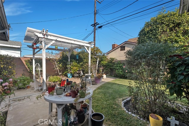 13406 Lancelot Avenue, Norwalk CA: https://media.crmls.org/medias/fbeec1c3-3902-4221-b13b-1e0864f51551.jpg