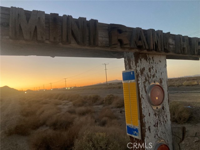 Detail Gallery Image 4 of 5 For 0 National Trails Hwy, Newberry Springs,  CA 92365 - – Beds | – Baths