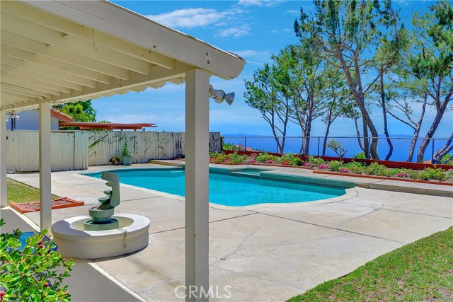 30225 Avenida De Calma, Rancho Palos Verdes, California 90275, 5 Bedrooms Bedrooms, ,4 BathroomsBathrooms,Residential,Sold,Avenida De Calma,PV22178996