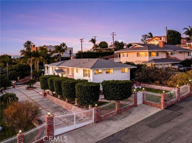 Detail Gallery Image 4 of 72 For 5262 Los Altos, Yorba Linda,  CA 92886 - 5 Beds | 4 Baths