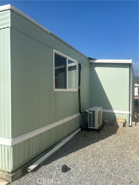 13060 2nd Street, Yucaipa CA: https://media.crmls.org/medias/fbf16a13-46a1-416b-b5cc-fd66576390df.jpg
