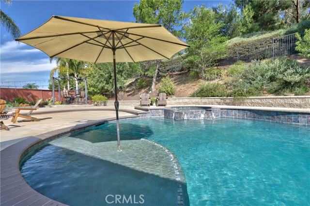 31264 Jura Court, Temecula CA: https://media.crmls.org/medias/fbf16b59-aee3-4461-a3bb-984e8fb37c74.jpg