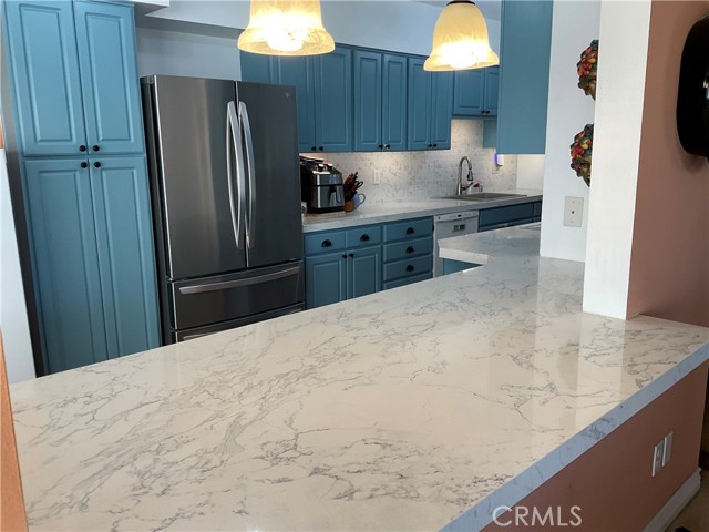 2620 2nd Avenue, San Diego CA: https://media.crmls.org/medias/fbf19e00-d9dc-46a1-a054-3ea512f65d6b.jpg