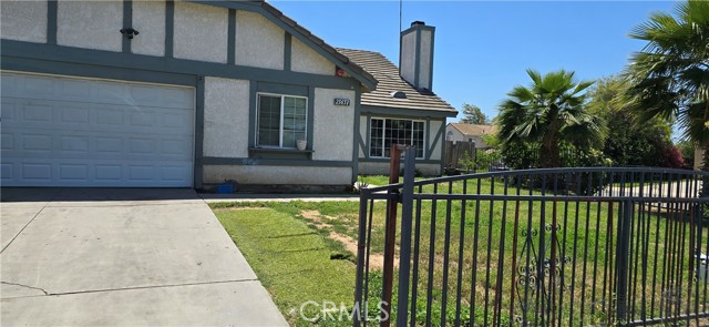 Detail Gallery Image 1 of 4 For 25651 Dracaea Ave, Moreno Valley,  CA 92553 - 4 Beds | 2 Baths
