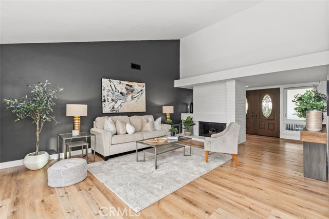 Detail Gallery Image 7 of 32 For 442 S Paseo Real, Anaheim Hills,  CA 92807 - 4 Beds | 2/1 Baths