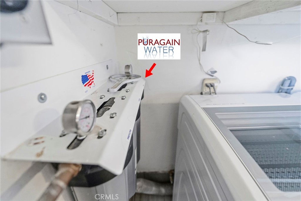 https://media.crmls.org/medias/fbf3af67-1b8f-4ab4-a16d-c98f08b61b64.jpg?preset=X-Large