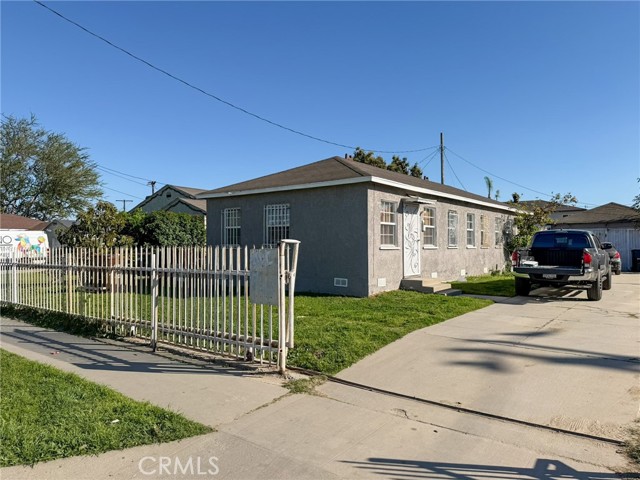 Detail Gallery Image 9 of 9 For 804 E Oaks, Compton,  CA 90221 - – Beds | – Baths