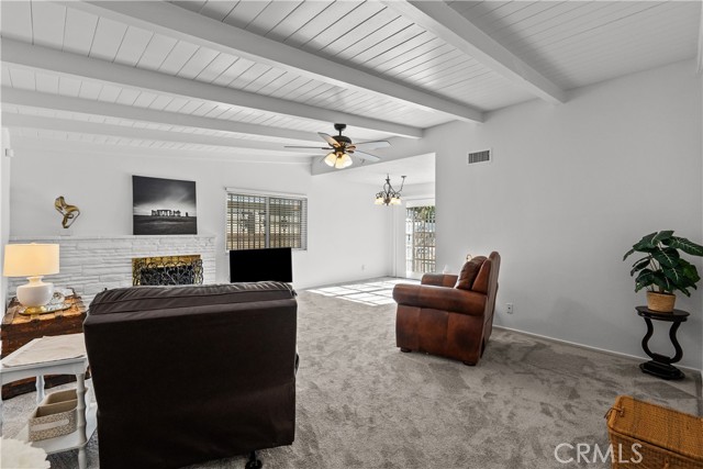 10625 Valjean Avenue, Granada Hills CA: https://media.crmls.org/medias/fbf4ed3b-f09f-492a-844f-b0cea55385da.jpg