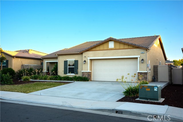 Detail Gallery Image 2 of 31 For 26423 Rediron Ct, Menifee,  CA 92584 - 4 Beds | 2 Baths