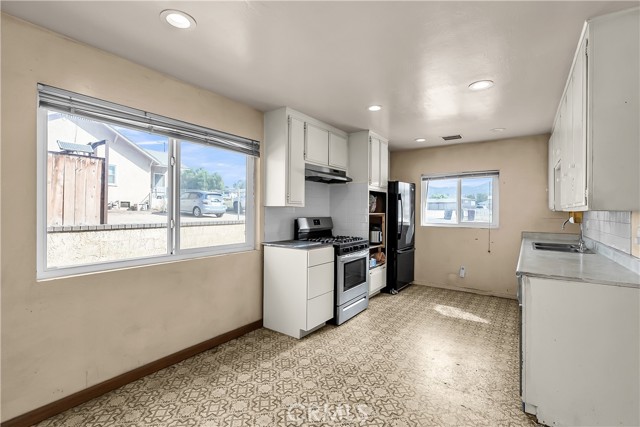 3782 Center Avenue, Norco CA: https://media.crmls.org/medias/fbf63e05-4f48-4a3f-a07c-0ece4ef10552.jpg