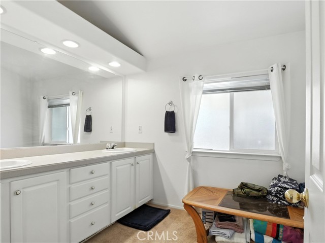 27250 Murrieta Road, Menifee CA: https://media.crmls.org/medias/fbf691cd-be6d-4da1-8684-d5156f7d81ea.jpg