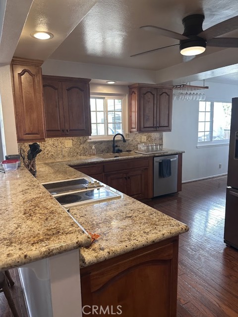 Detail Gallery Image 17 of 48 For 31156 Danelaw, Redlands,  CA 92373 - 4 Beds | 2/1 Baths