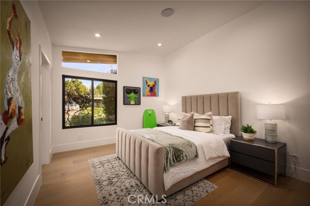 18839 La Amistad Place, Tarzana CA: https://media.crmls.org/medias/fbf8e2d0-e2c7-4589-963e-527db4a377d0.jpg