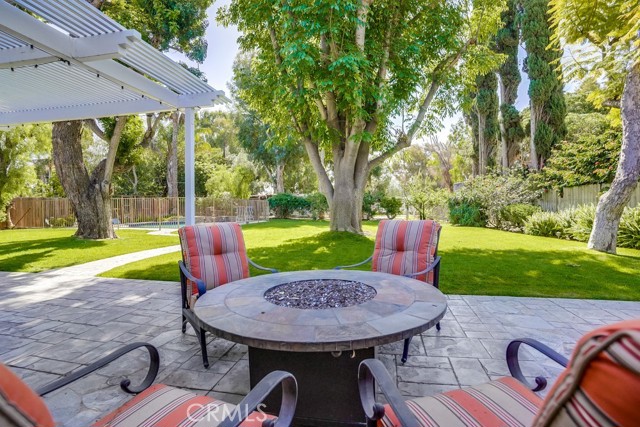 4 Saddlehorn Lane, Rolling Hills Estates, California 90274, 5 Bedrooms Bedrooms, ,4 BathroomsBathrooms,Residential,Sold,Saddlehorn,PV22070454