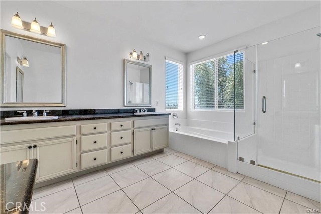 24821 Melrose Drive, Romoland CA: https://media.crmls.org/medias/fbf9d4ff-9739-494a-9e7a-0afebe5c860e.jpg