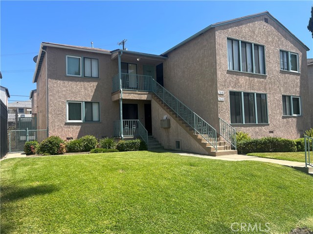 7018 La Tijera Boulevard, Los Angeles CA: https://media.crmls.org/medias/fbf9d94e-6c22-4479-9534-9185b3e71436.jpg