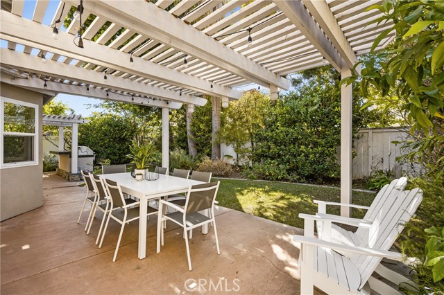 5 Bergamo, Irvine CA: https://media.crmls.org/medias/fbfac176-6268-464b-aed9-5fdca58e9826.jpg