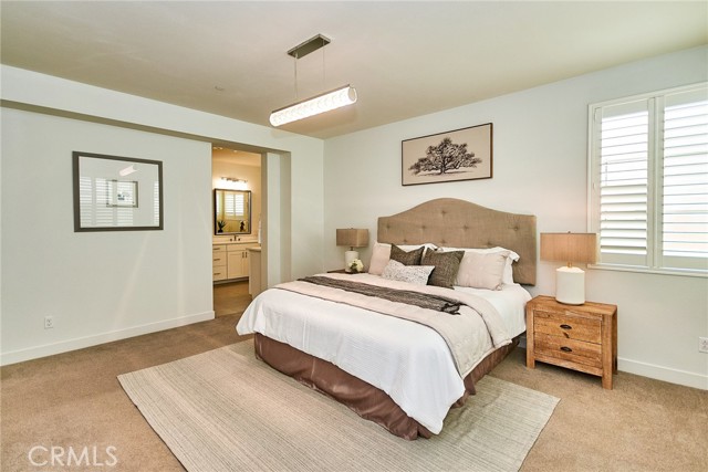 320 Magnet, Irvine CA: https://media.crmls.org/medias/fbfad20d-7129-4103-9f0a-c1e22d8a38c4.jpg