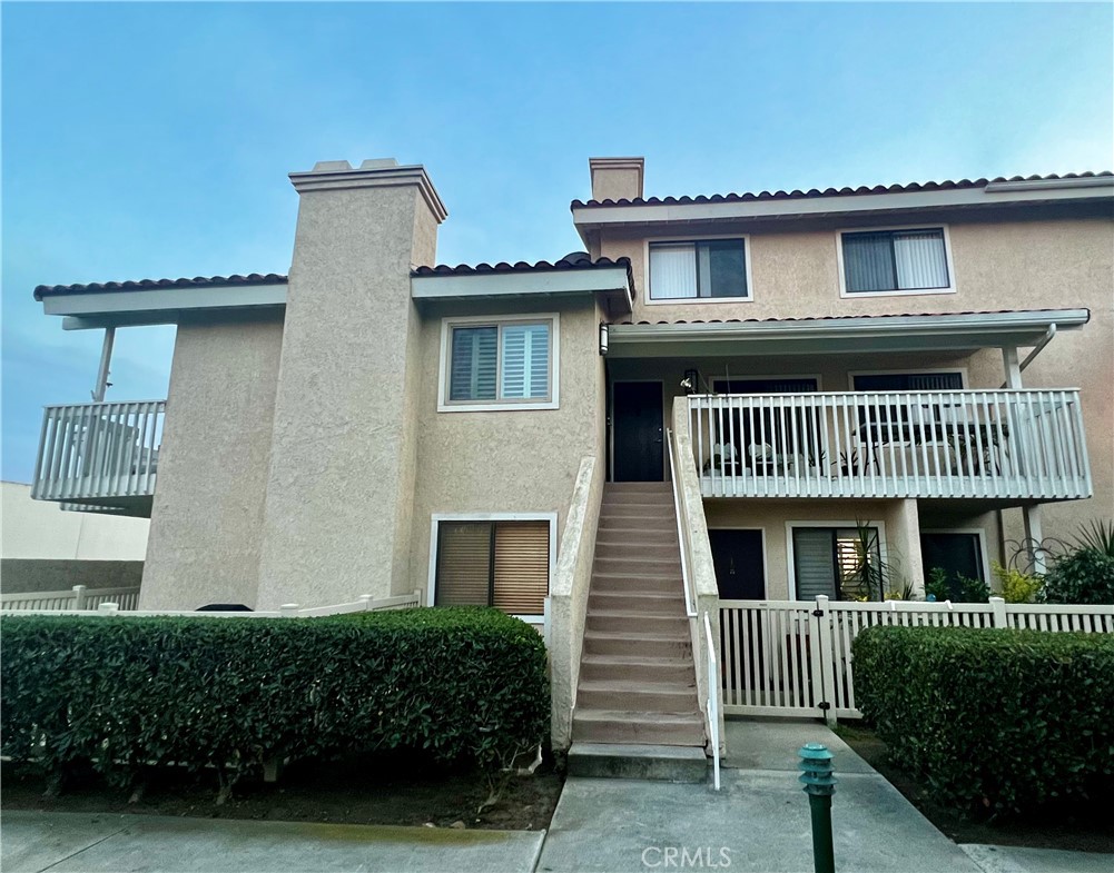 19172 Shoreline Lane 6, Huntington Beach, CA 92648