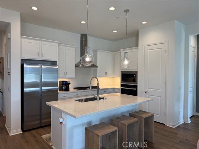 Detail Gallery Image 2 of 35 For 11907 Greenpeak St, Corona,  CA 92883 - 2 Beds | 2 Baths