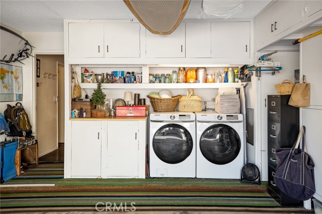 1921 Carnegie Lane, Redondo Beach, California 90278, 2 Bedrooms Bedrooms, ,2 BathroomsBathrooms,Residential,Sold,Carnegie,SB21208044