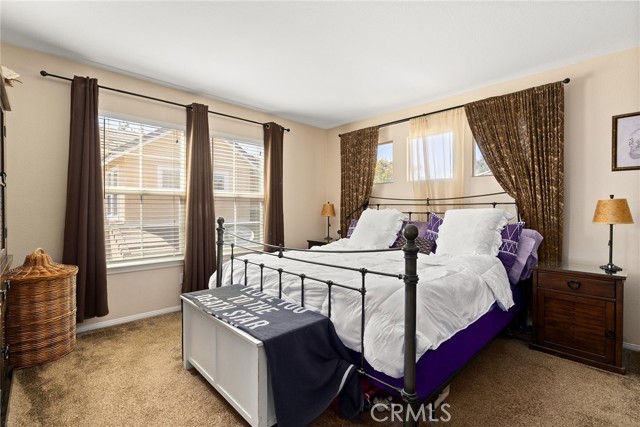 26967 Cape Cod Drive, Valencia CA: https://media.crmls.org/medias/fbfdb023-86ab-488a-8c87-00a8ba8fab91.jpg