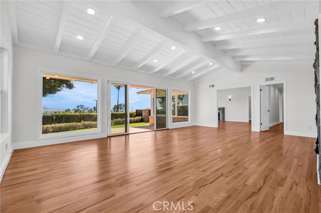 Detail Gallery Image 12 of 56 For 2417 Sunnyside Ridge Rd, Rancho Palos Verdes,  CA 90275 - 4 Beds | 3/1 Baths