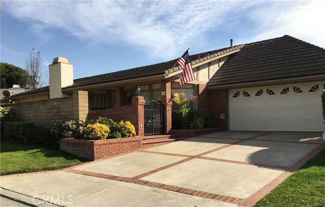 604 Macadamia Ln, Placentia, CA 92870