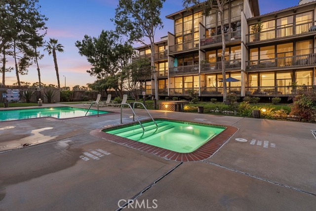 Detail Gallery Image 34 of 40 For 6314 Marina Pacifica, Long Beach,  CA 90803 - 2 Beds | 2 Baths