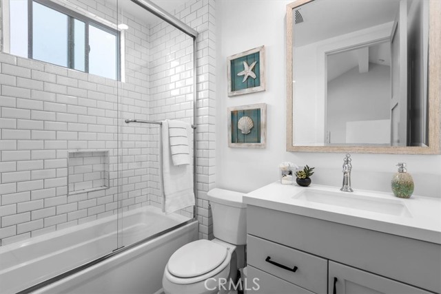 2306 Robinson Street, Redondo Beach, California 90278, 5 Bedrooms Bedrooms, ,4 BathroomsBathrooms,Residential,Sold,Robinson,SB22018047