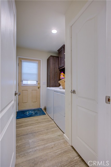 Detail Gallery Image 10 of 22 For 1568 Queen Way, Livingston,  CA 95334 - 3 Beds | 2 Baths