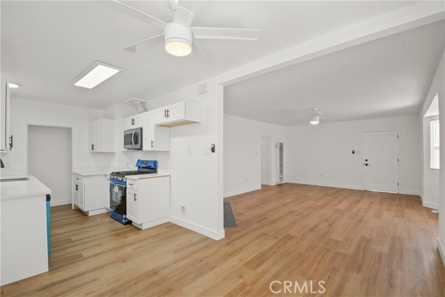 Detail Gallery Image 8 of 23 For 2625 N Lugo, San Bernardino,  CA 92404 - 2 Beds | 2 Baths