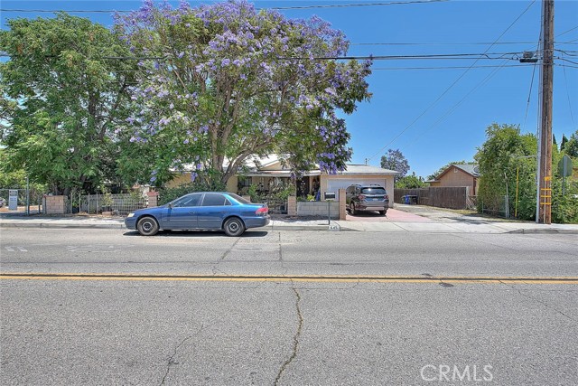 645 N Maple Avenue, Fontana CA: https://media.crmls.org/medias/fbffba3c-9a79-45a0-b80f-909374c49cd7.jpg