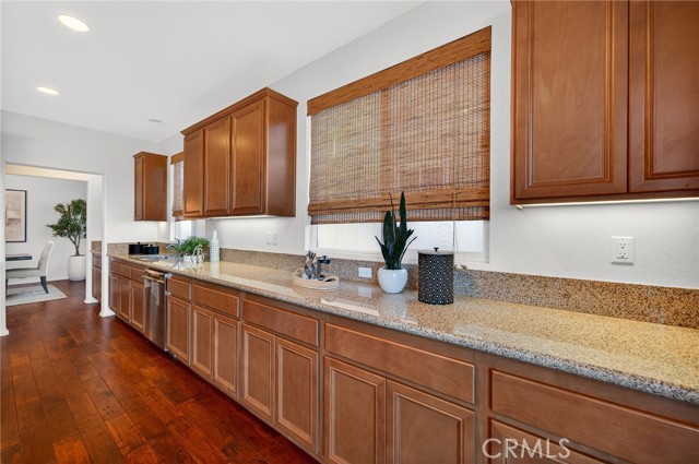 Detail Gallery Image 21 of 52 For 4154 Alderwood Pl, Lake Elsinore,  CA 92530 - 5 Beds | 3 Baths